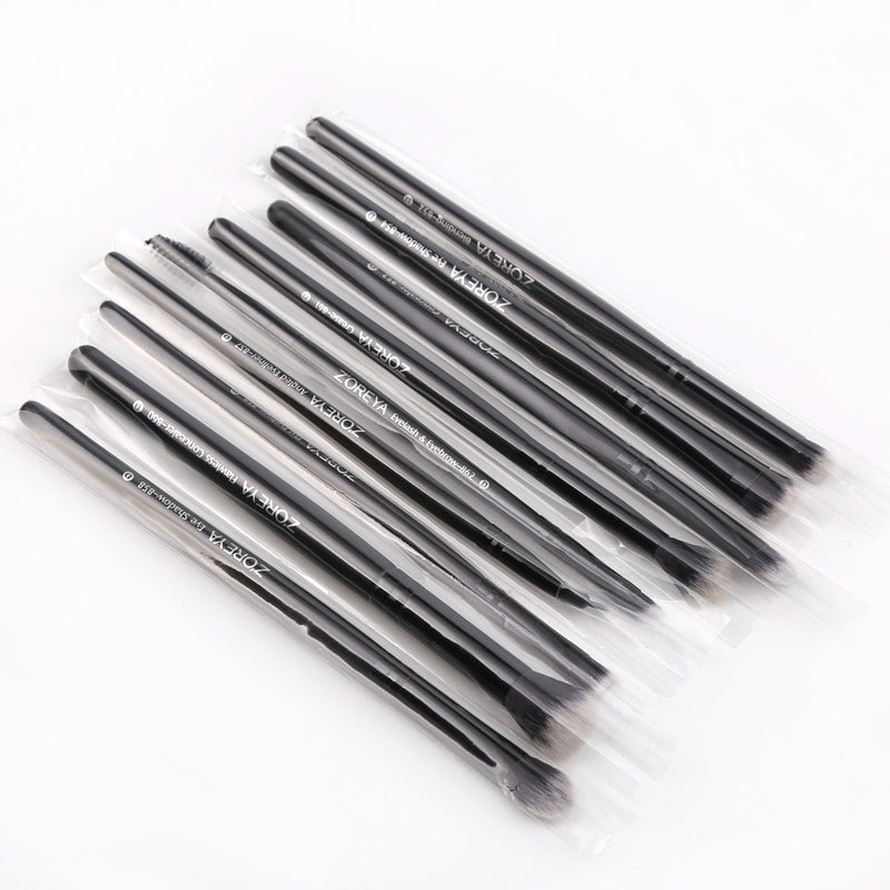 ZOREYA Pro 15 Makeup Brush Set with black handles and soft bristles